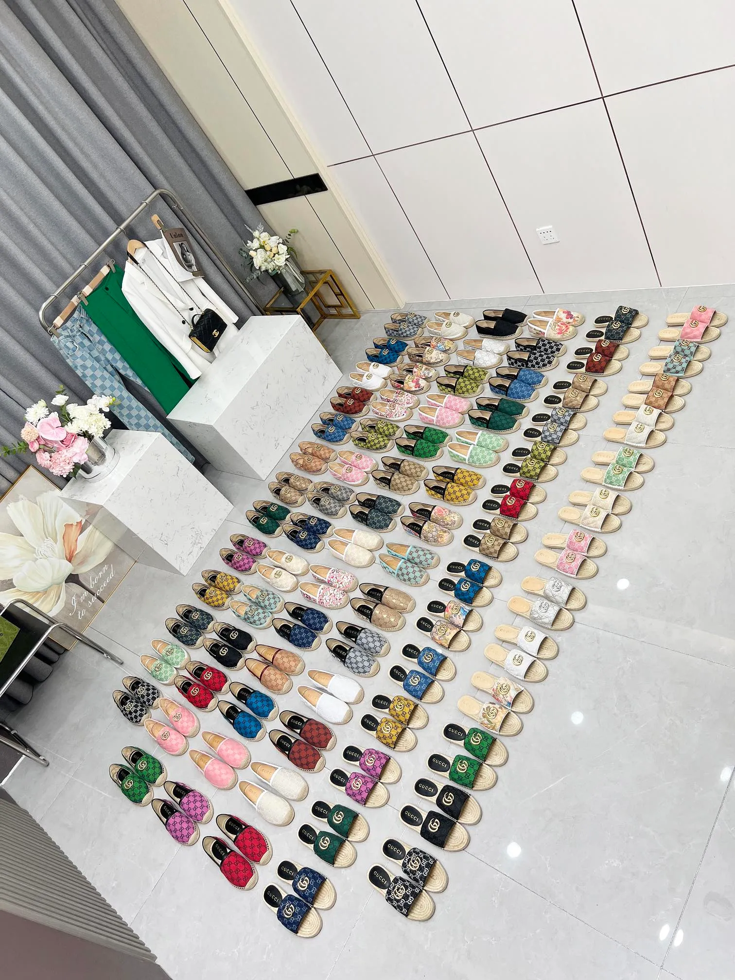 👟👟Ex-factory price 380👟👟 🌈🌈2024 new color early spring Gucci 🗽🗽Gucci classic logo logo canvas fisherman shoes, espadrille shoes are made of double G imported fabric. The color of the brand's double G letter cross-woven pattern will be reinterpreted every season, and the charm of the collection elements will be interpreted through more fresh and eye-catching materials and designs. •Pink, dozens of colors, choose as you like, choose as you like •Women’s style •Number of sizes 35-42